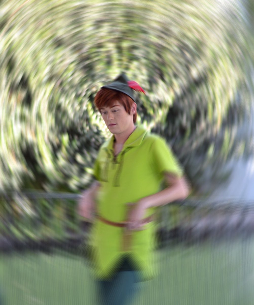 andryunderscore's tweet photo. When you see Wendy with another lost boy https://t.co/PHjdxGdTDs