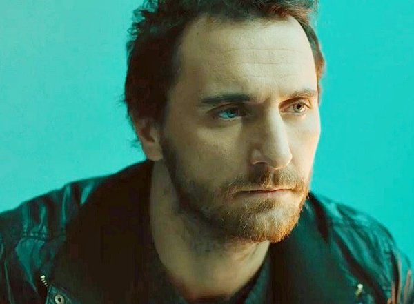 glssbyhzr's tweet photo. #FinalFatmagulpy La razón por la cual veía la novela👇👇 #FiratÇelik #MustafaNalçali https://t.co/Iqy4DZtDvb