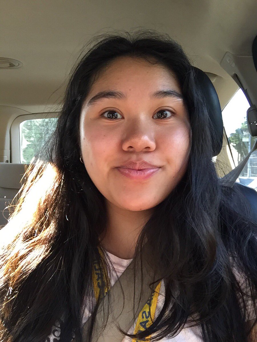 cashewnoodles's tweet photo. got my UCSC lanyard after orientation & I'm officially a banana slug #ucsc2020 https://t.co/hU1Ake13g3