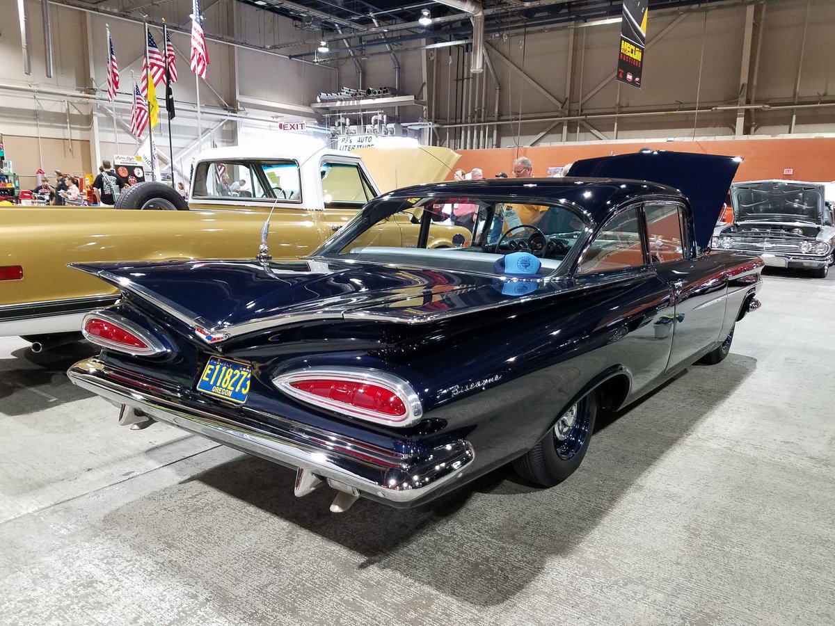 DeanVacX's tweet photo. Killer 1959 #Biscayne #Oregon #StatePoliceCruiser  from #MecumHarrisburg with #348V8 and #3spd #ZoraDuntov https://t.co/drXUGIRxxY