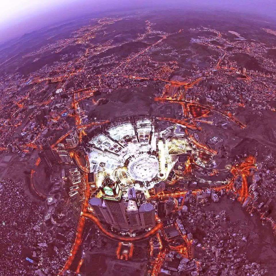 xxdfwas's tweet photo. صباح الخير 
مكه المكرمة مكان ينير من كل انتجاه 😊😊 https://t.co/f5E7PhR4NH