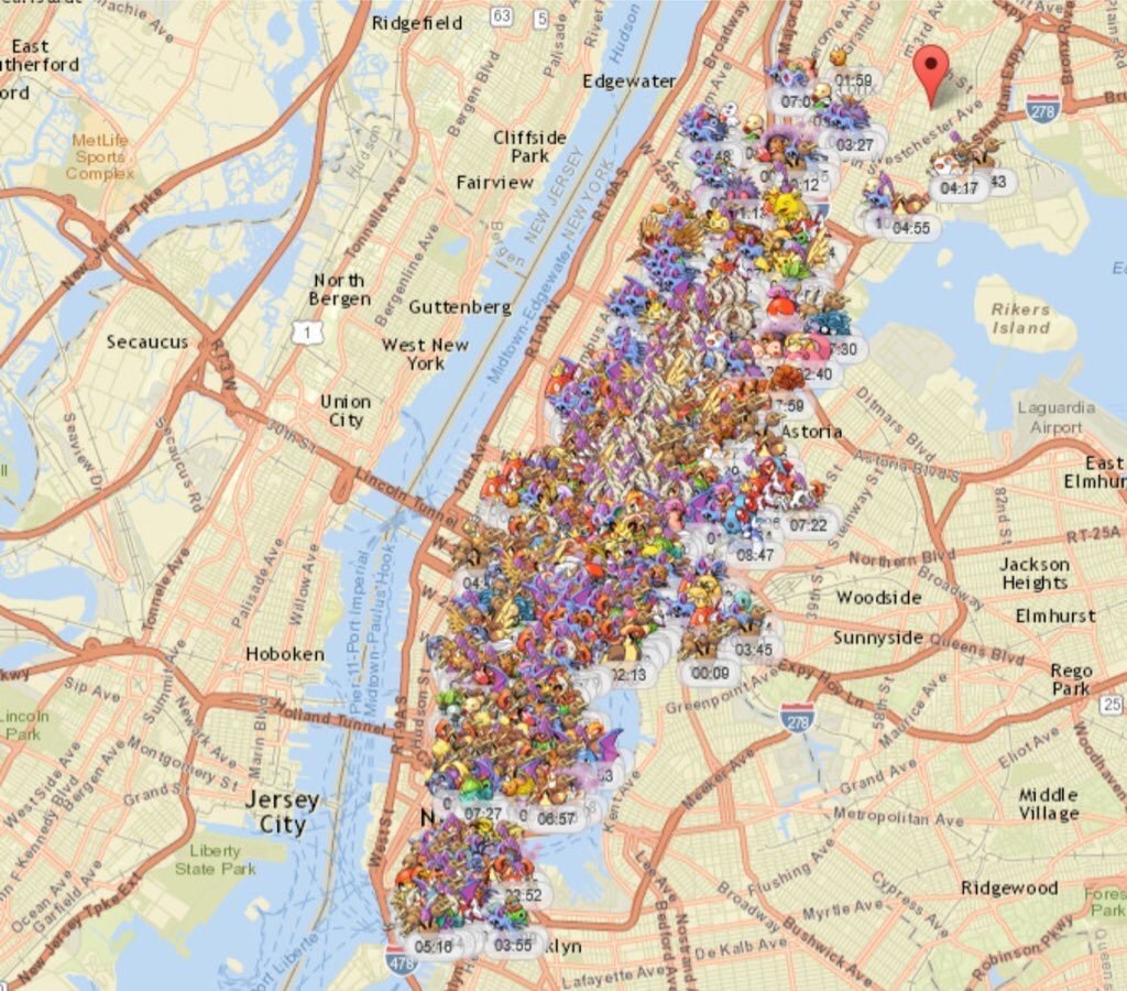 WORLDSTAR's tweet photo. Central Park in NY is unfair #PokemonGO https://t.co/zoqIaNWaUx