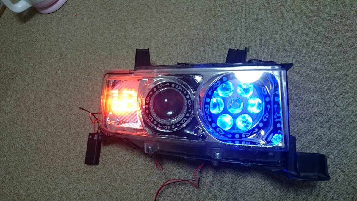 bb2015loveun's tweet photo. テインの車高調と
ワンオフヘッドライト売ります
欲しい方DM下さい https://t.co/1LjUfZWPA3