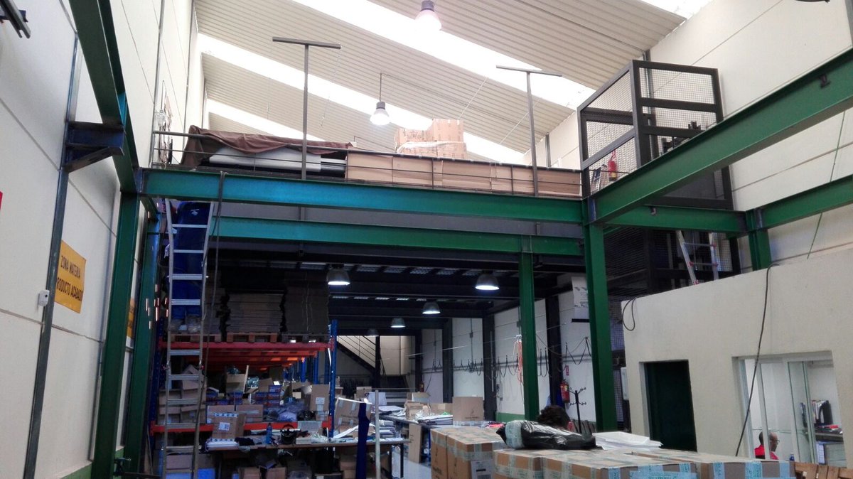 FernandezPeno's tweet photo. #AMPLIACION de #forjado para #nave situada en Polígono Industrial #VentorrodelCano en #Alcorcón (#Madrid ). https://t.co/LTSUpjWjB7