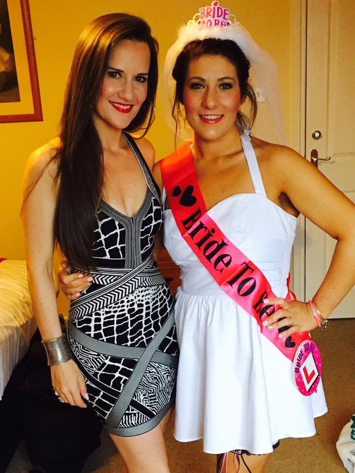 mwglive1's tweet photo. Flew home to Ireland on Saturday to surprise my Baby Sister at her hen party... super night had by all!:) https://t.co/tVnfSuKdog