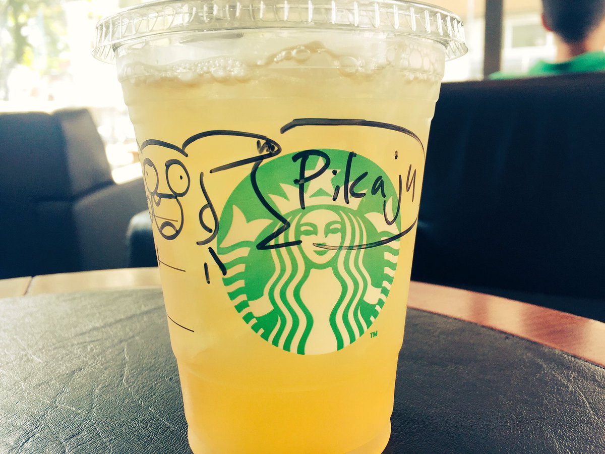 Julien_Bam's tweet image. Mitarbeiter: Name? 
Ich: Ju 
Mitarbeiter: say no more ... 

😂