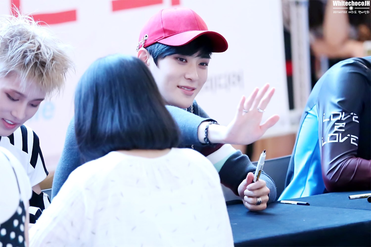 CoRAMA6UsAAevLO.jpg:orig