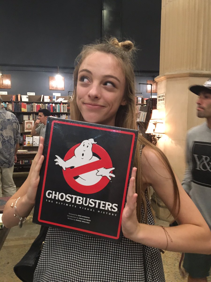 might as well just write "I AM A 5SOS STAN" on my forehead