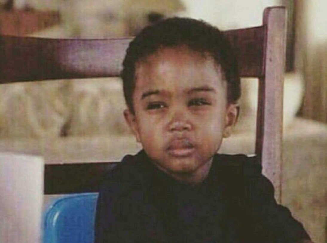 itsthingsinlife's tweet image. Controlling my tongue is no problem, its my face that needs deliverance.