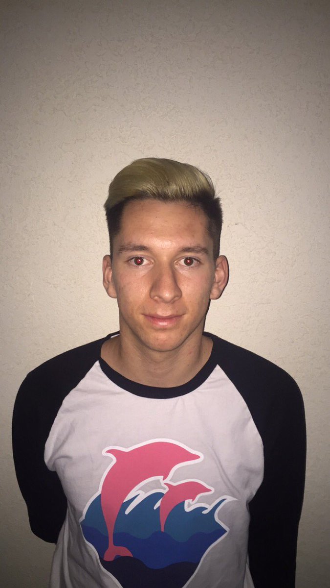 ThugNastyAshley's tweet photo. Before and after I did today on my brother!! #lovehim https://t.co/05HOIjjXIR