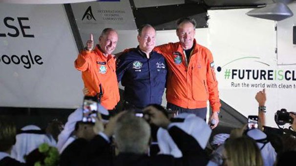 Bir damla yakıt kullanmadan 40 bin kilometre uçtu bit.ly/2acSSdu