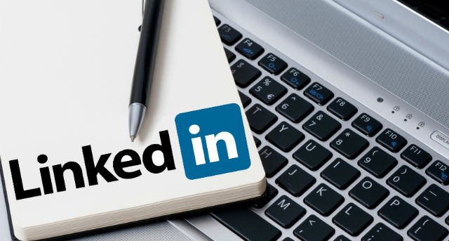 WasitaSrl's tweet photo. Come trovare veramente lavoro con #LinkedIn partendo dal profilo ---> https://t.co/CKqEZAxci5 https://t.co/vAm3qvK81Z