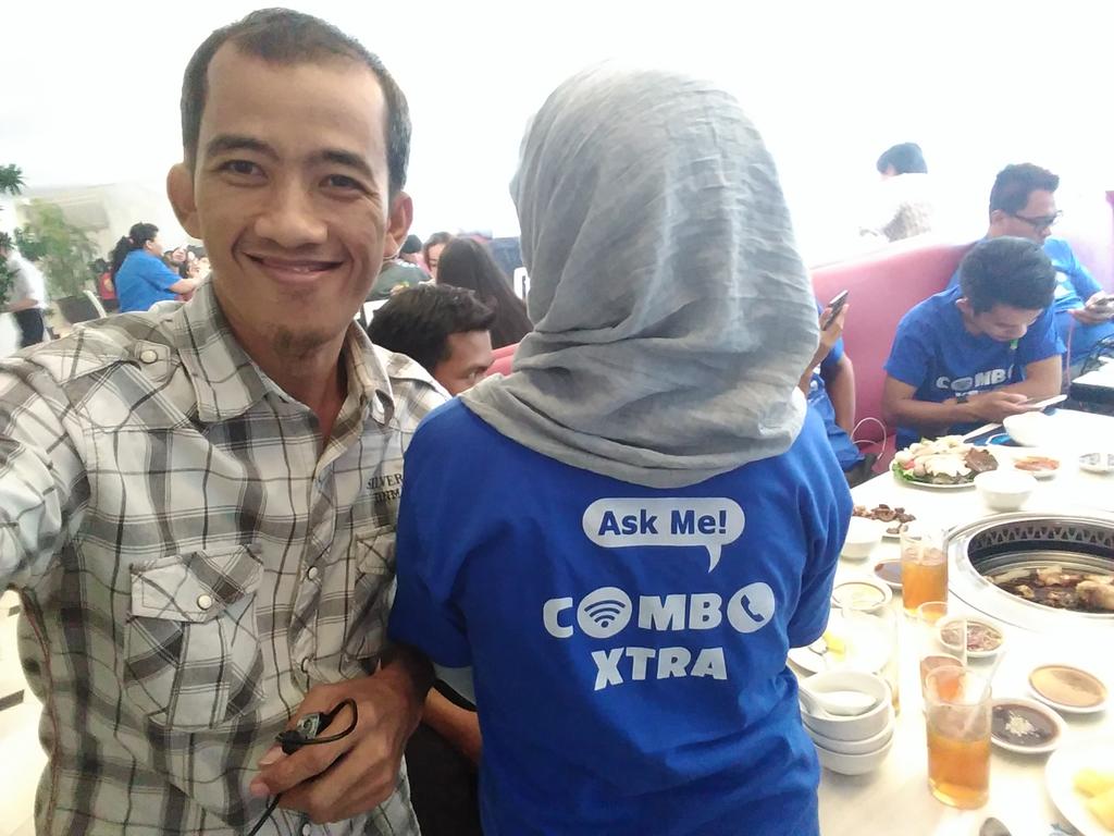 RajokoRajelas's tweet photo. Tetep xtra rahasia Qiqiqiqiqiqiqi.. #comboxtramerdeka@xlandme https://t.co/3JeM5g6g5m