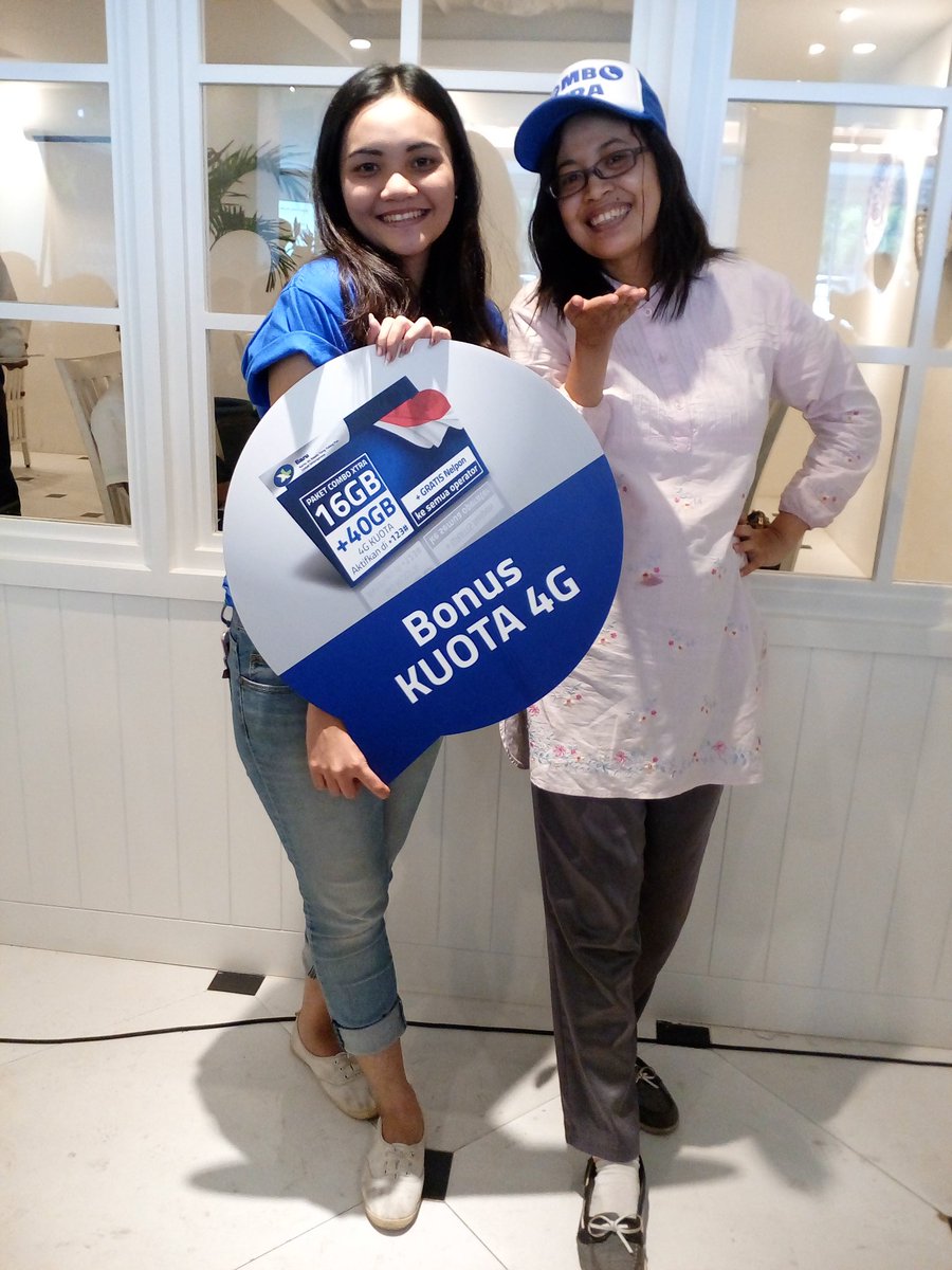 ann1s4's tweet photo. @XLandMe saatnya nikmati paket Combo X-tra Merdeka dengan bonus kuota yang mumpuni #ComboXtraMerdeka https://t.co/2EgEXIZ4Gi