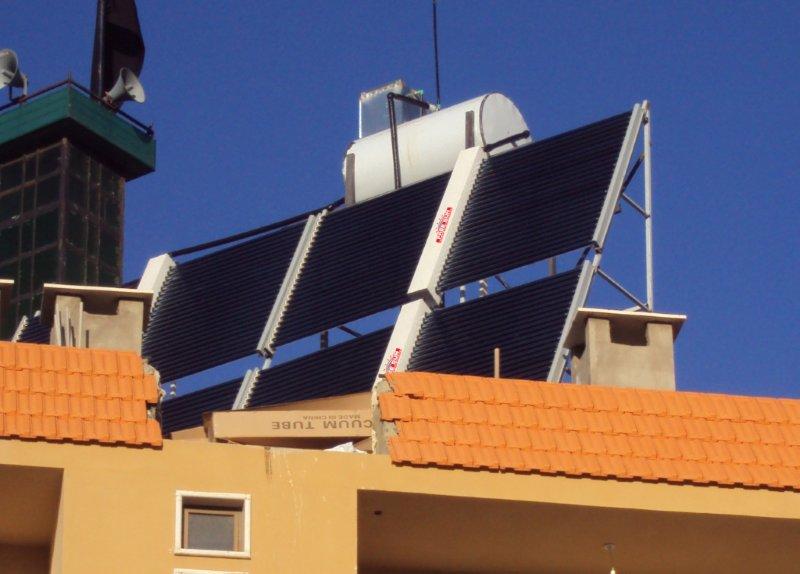 freesunsolar's tweet photo. Solar domestic hot water system for a villa https://t.co/YGSDARUBZW