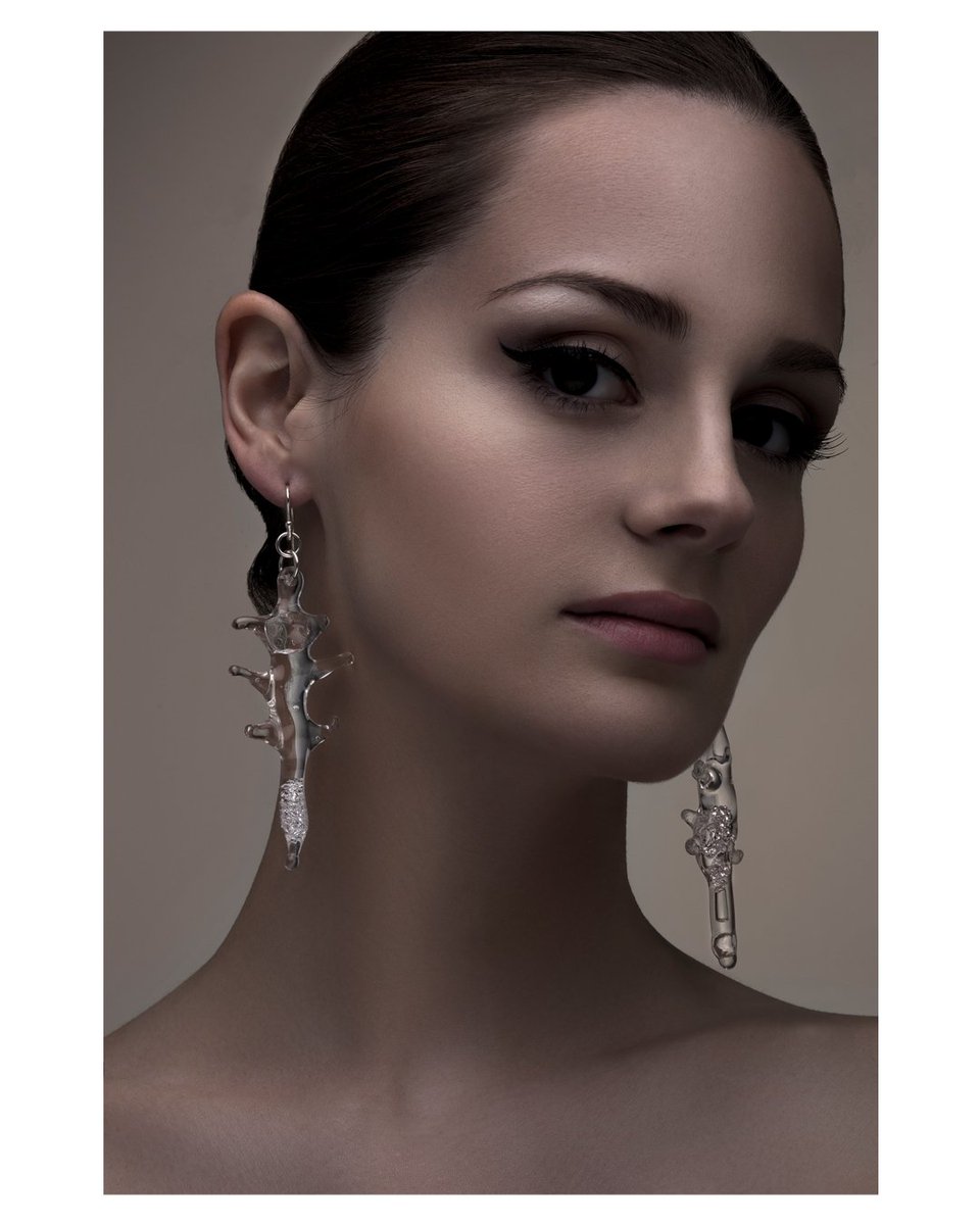 BeauHanXu's tweet photo. Our Thought of The Day #diamonds &amp; gemstones should be set free to move &amp; sparkle https://t.co/O2Ob7SJkI7 #luxury https://t.co/Wth1RMpCQ8