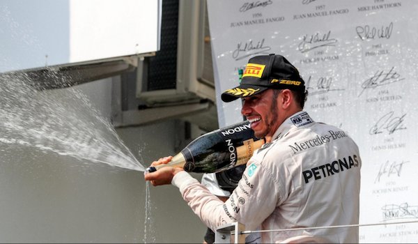 MatraXLub_ES's tweet photo. 🏎 F1 Hungría/ Hamilton se dispara hacia su cuarto Mundial

https://t.co/nu6HUm8tfu https://t.co/prahNgnkhj