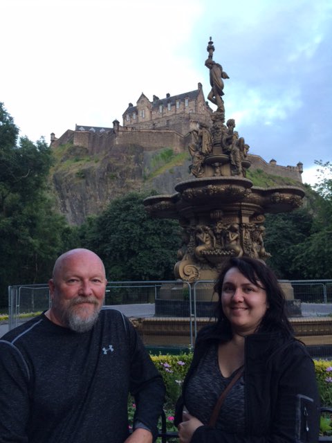 MerleRoss51's tweet photo. Having a great time in Scotland. https://t.co/b0pBRAjuv9
