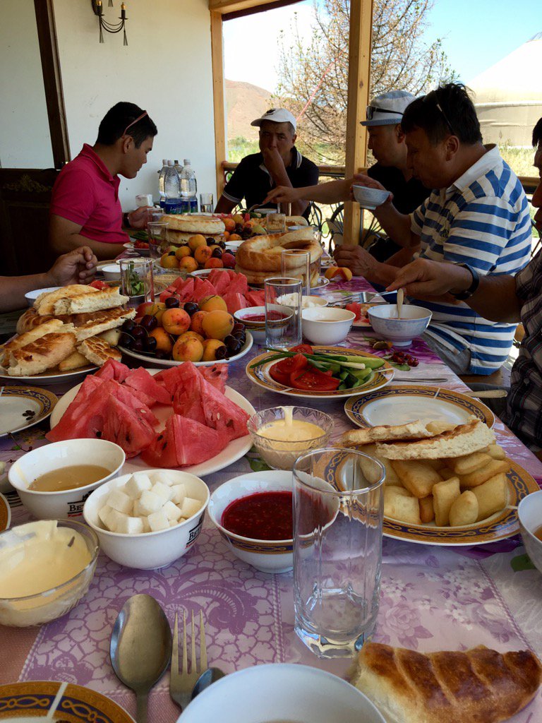 RobinOrdSmith's tweet photo. We'll just stop for a quick cup of tea #Kyrgyzhospitality https://t.co/L0lPB5ggoG