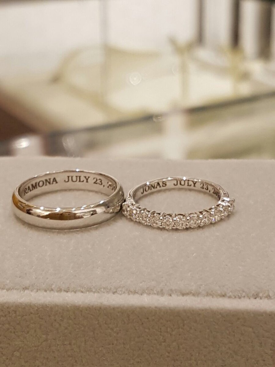 AzizaCollection's tweet image. Another happy couple ties the knot! 💖👰🏻💑💍🎉