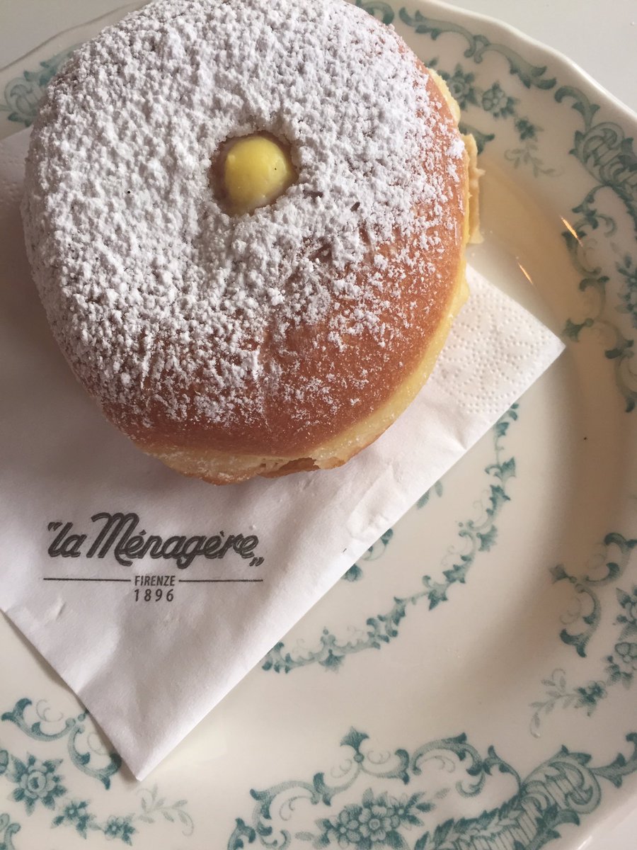 RobbieGorgeous's tweet image. #bunnage #bombolone last breakfast in #florence this trip