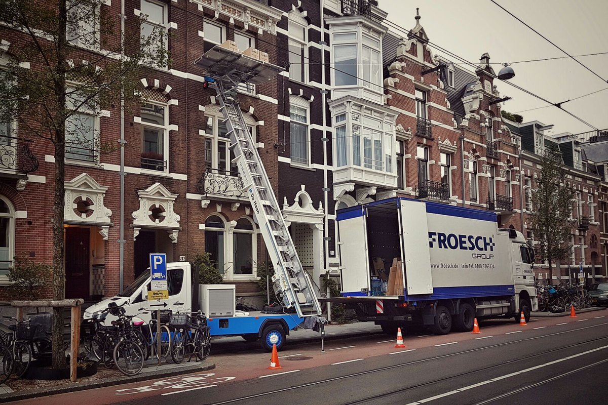 HaanRelocation's tweet image. Today assistance for our partner #Froesch in #Amsterdam #teamwork #internationalmoving #happycustomers
