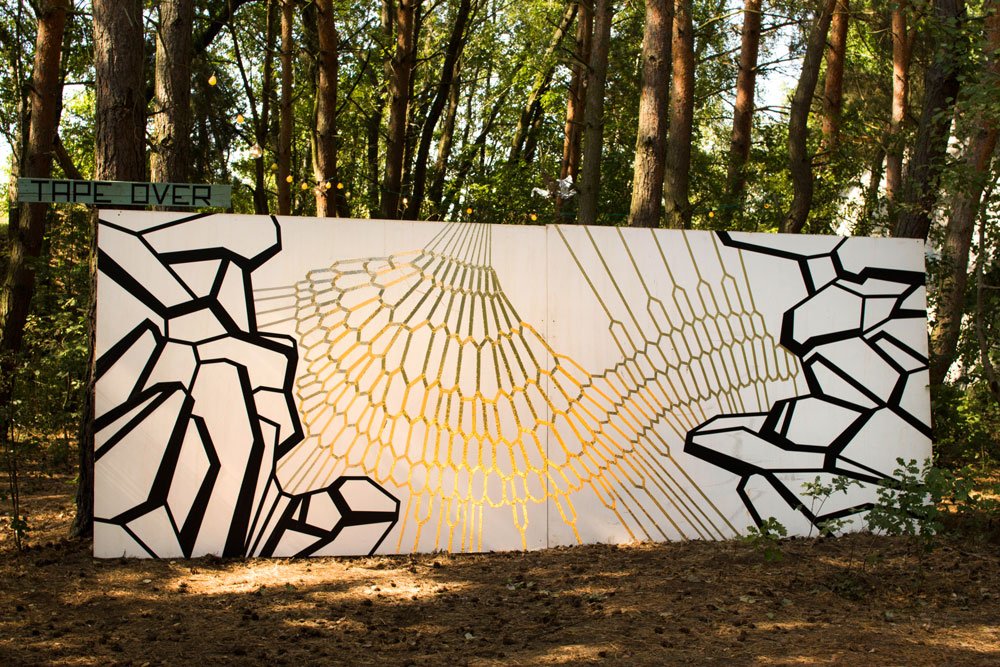 M5Biadesivi's tweet photo. #tapeart: quando la creatività si esprime con il nastro adesivo. https://t.co/jmookV3prX https://t.co/44eHfujnkt