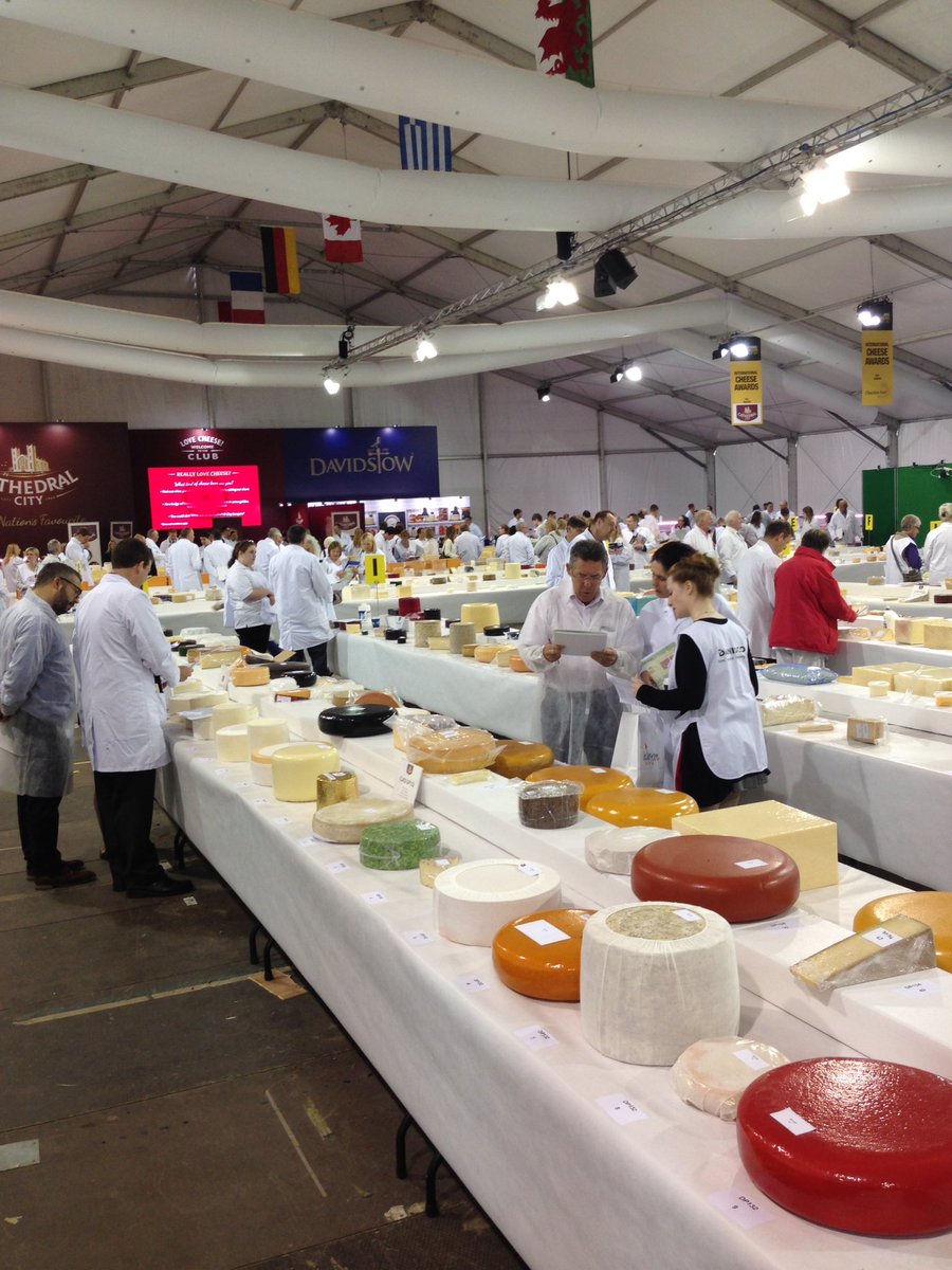 iCheeseAwards's tweet photo. Judging underway now 🧀🏆 https://t.co/IzdBbkvkxi