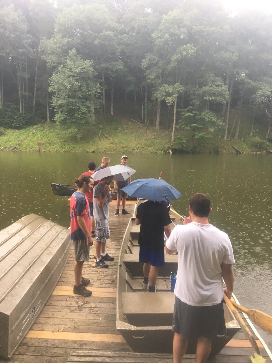 SarahRPowers's tweet photo. Sampling in the rain #iuspea #e375 https://t.co/KHVGov00Tf