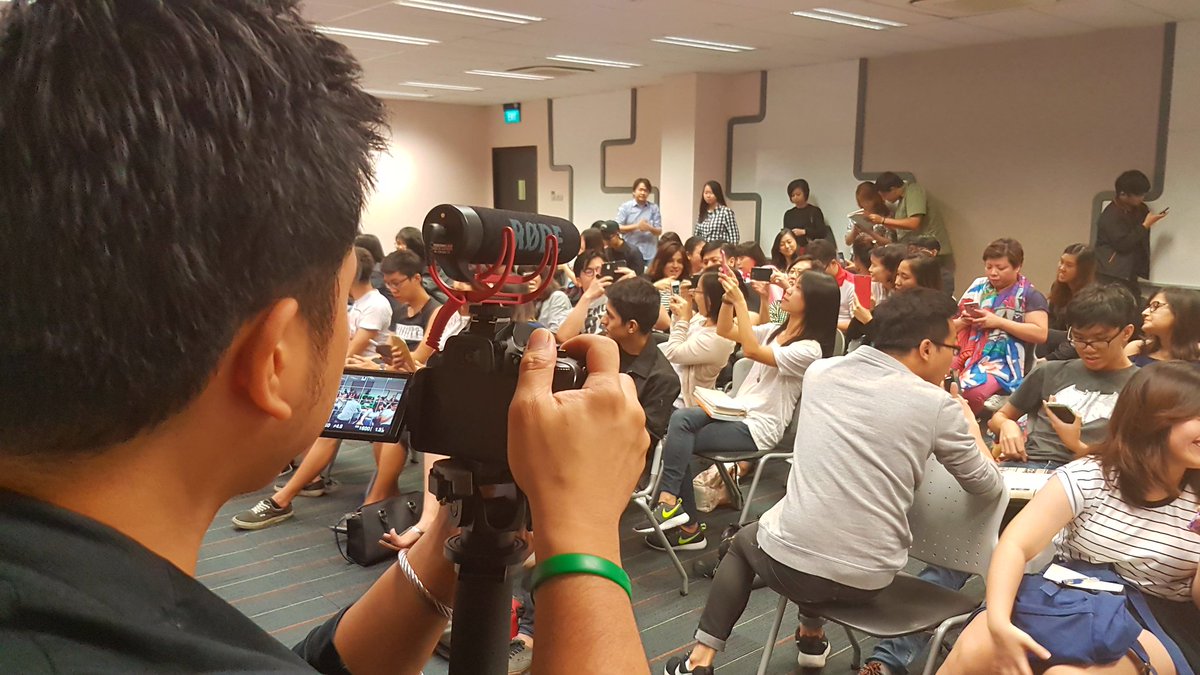 IdeasAndrew's tweet photo. Diialogue in the Dark #nationalyouthfundsg #nycsg #letshinetogsg #makethechangesg https://t.co/LvCR4bn4Pn