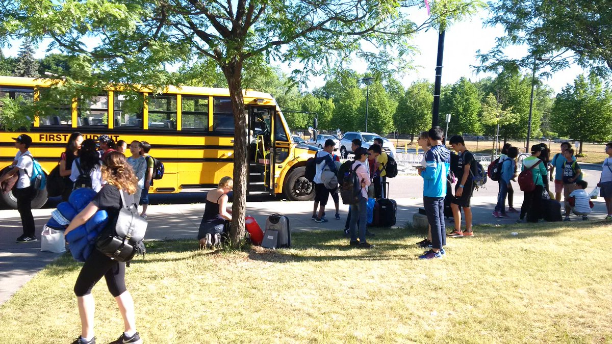 TDSB_ConEd_Int's tweet photo. On route to #monocliffs @tdsb Int'l #eslsummer camp on the move again @TDSB_ConEd @TDSB_Rodrigo https://t.co/eWzWMhzOn9