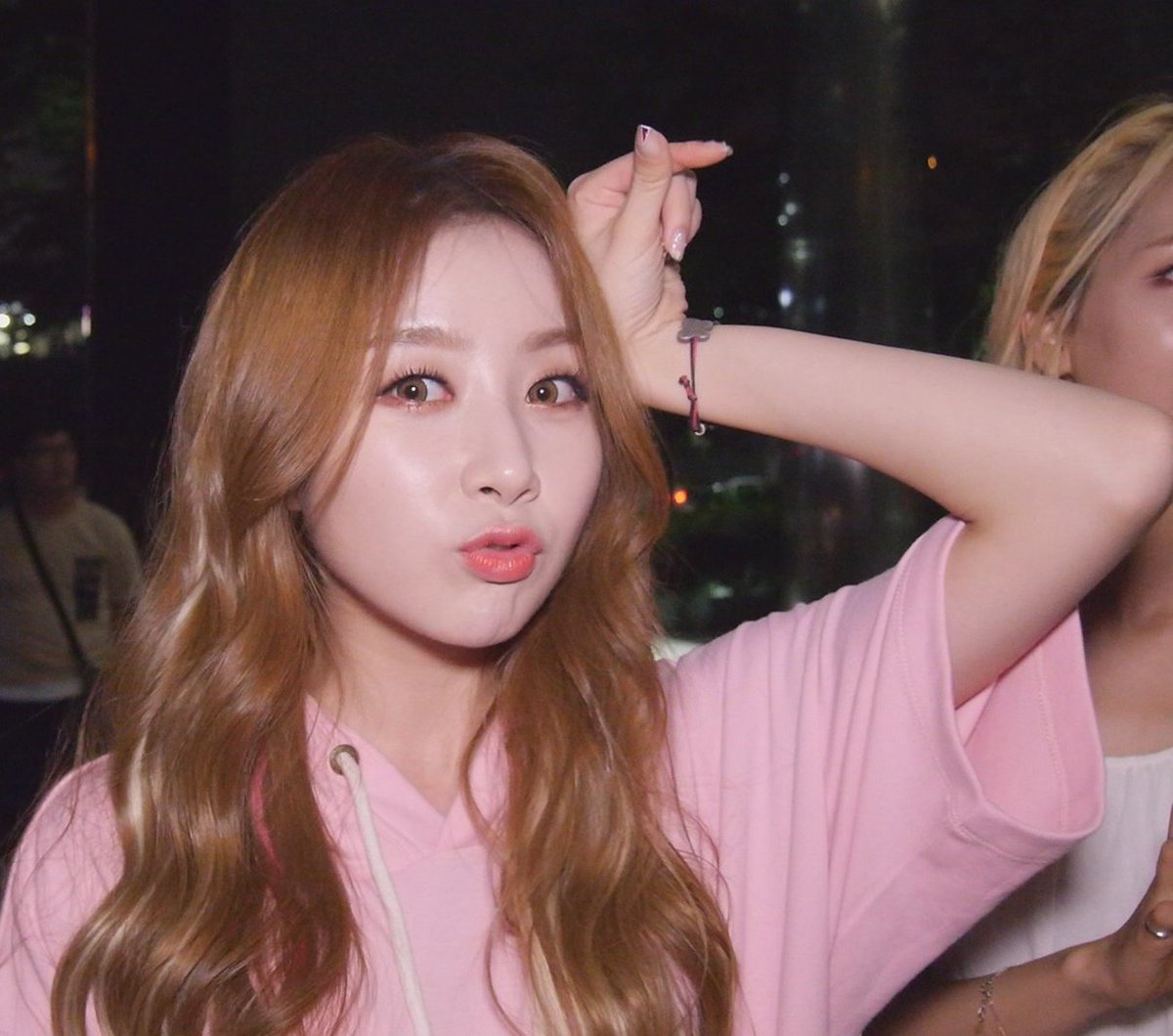 OnlyOneGayoung's tweet photo. @Stellar_GY 
160726 더쇼 퇴근글 영상 
가영 캡처
수고했어요~🙆💕 https://t.co/20tYzlnM5A