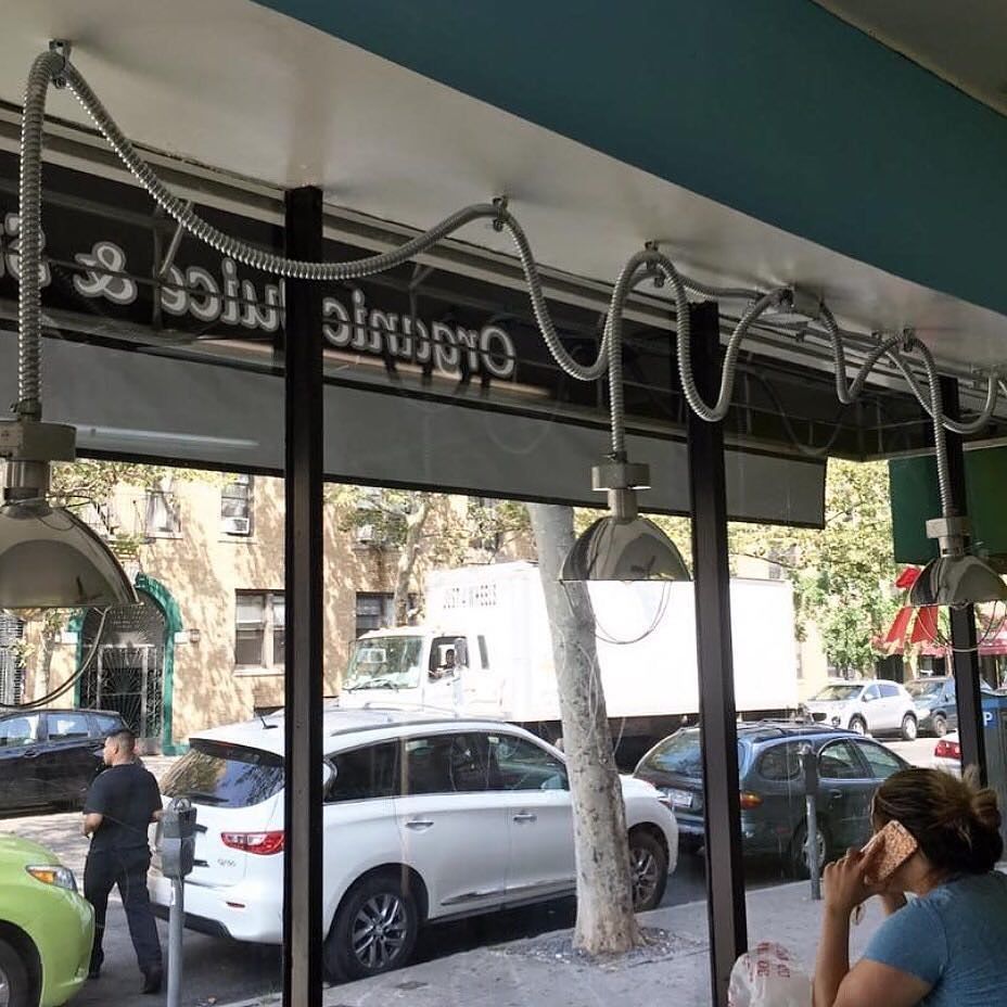 electriclibrary's tweet image. Picture sent in, but not installed by @bobbydiggz How’s that for “industrial”?? 👎🏻 #electrician #electricalfail #el…