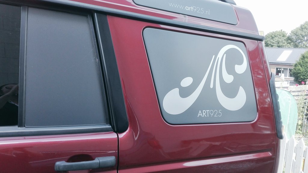 artisan925's tweet photo. Red Derek the rock "Disco" DJ has a new look https://t.co/qdNWcwbj4g