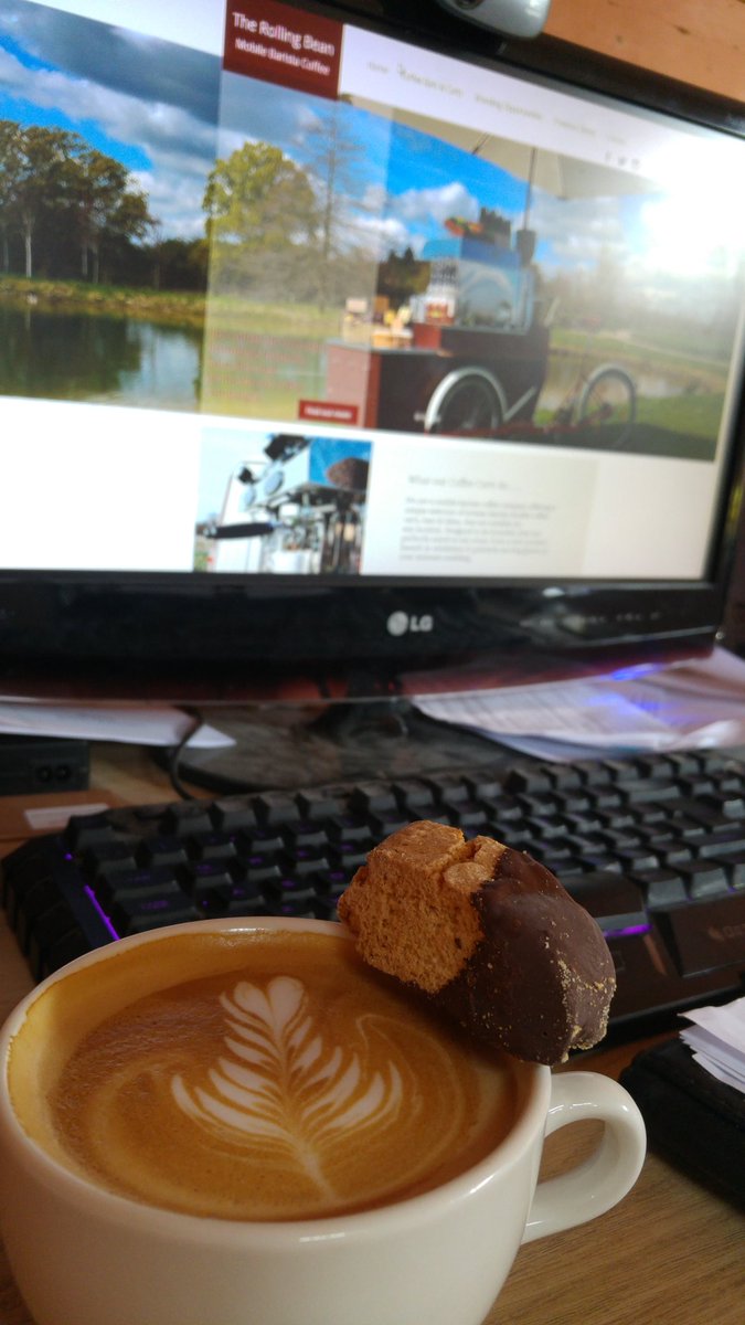 rollingbeanuk's tweet photo. Some days have to be spent in the #office, however they can be made better with fresh #coffee &amp; #biscoti #barista https://t.co/FQi9WxMAlS