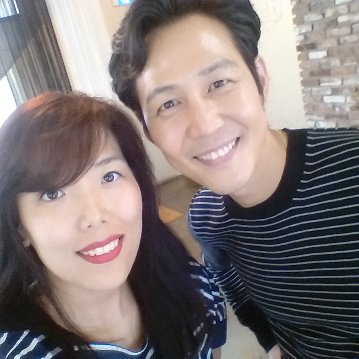 press512's tweet photo. 그러고보니 이정재는...모래시계의 재희오빠였는데. 간만에 가식없는 인터뷰. https://t.co/uMvf1FvZIl