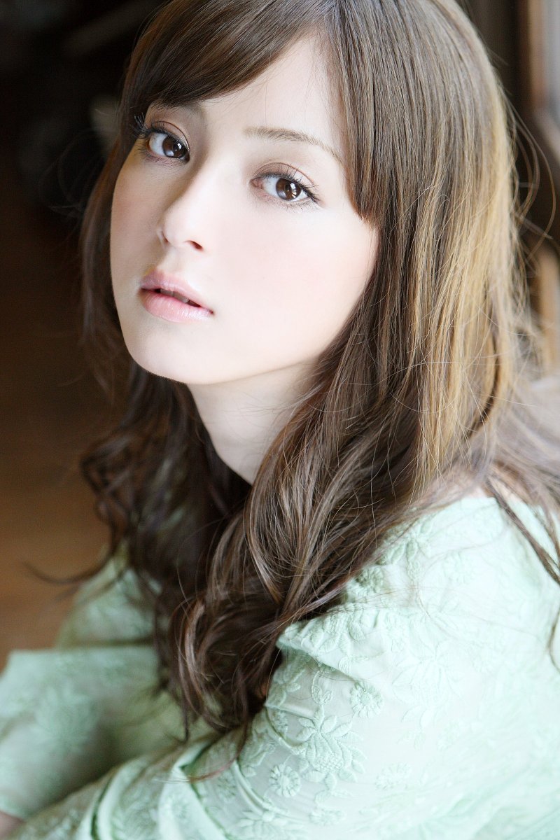 佐々木希から美容法を学ぶ ７つの秘訣でスタイル維持をする 芸能コスメ 紹介サイト