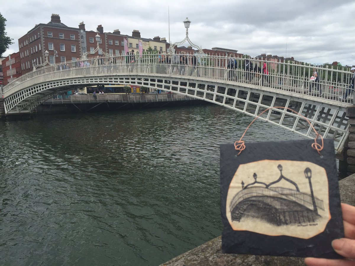 DoodleIrish's tweet photo. Doodle Art on tour #lovedublin #madeinireland Irish Doodle Art Ha'penny bridge @DoodleIrish https://t.co/lEr4AHs3oY