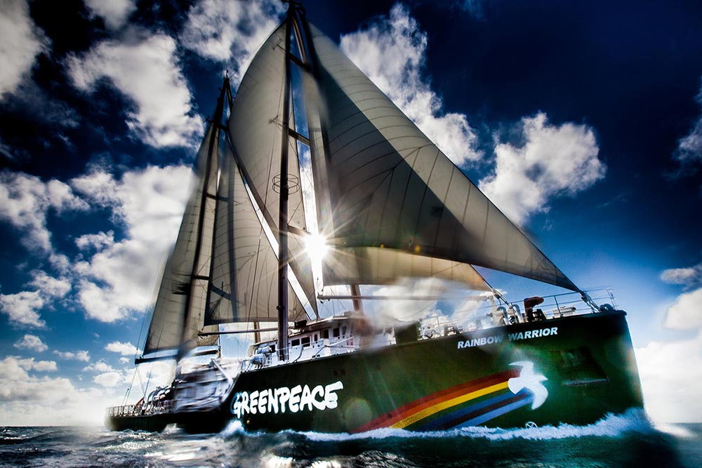 ISFGreece's tweet photo. Greenpeace is people, people like you: https://t.co/5jbo6pjpEE Are you with us? via @GreenpeaceNZ https://t.co/BYI242zz7p