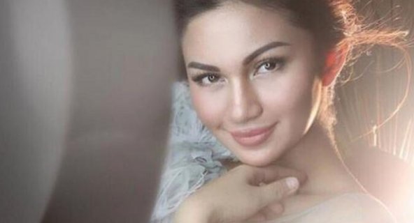 BEMunsyiah's tweet photo. Instagram Ariel Tatum Dipenuhi Foto 'Payudara' https://t.co/hzNHfdGQgL https://t.co/XsVWOVIaFd