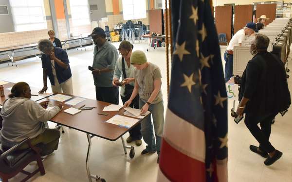 markniesse's tweet photo. Voters elect DeKalb leaders in runoffs today: https://t.co/Kj8JkCYF3C https://t.co/85tgA4TWzg
