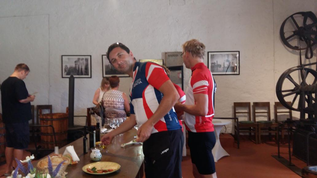 CyclingCroatia1's tweet photo. #Cycling #Istria we have tasted some of the best  istrian #oliveoil oil at #uljaraGrubic  #croatia https://t.co/cAGV327o5m