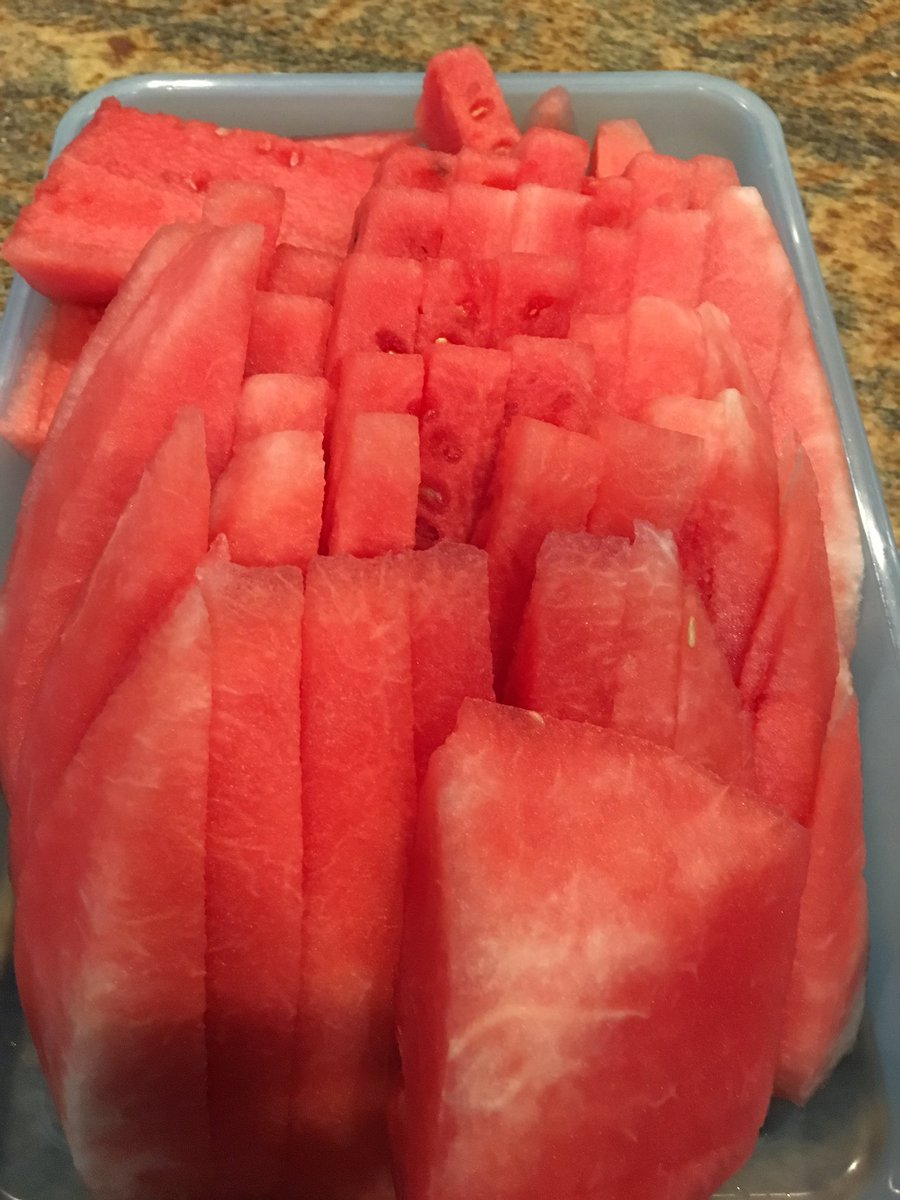 UPawfect's tweet photo. #Watermelon treats are ready for delivery! #summer #heatwave https://t.co/DOWzAMpVTk