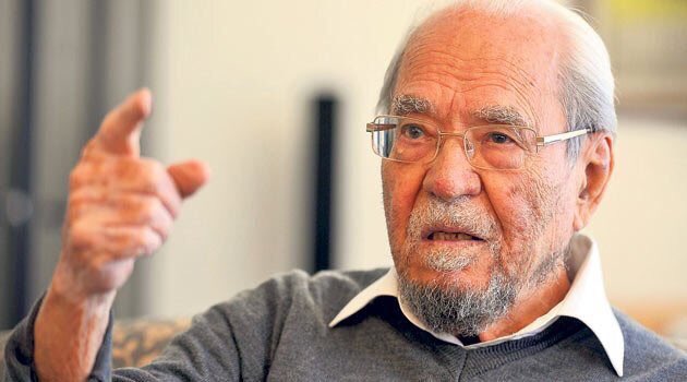 "72 kitabım var, çoğunu 80 yaşından sonra yazdım. Bir şeye âşık oldunuz mu her şeyi unutursunuz..." Halil İnalcık