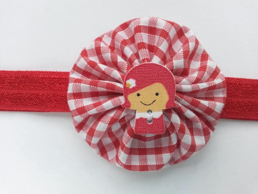 DitzandBobs's tweet photo. Red gingham yo yo headband with little girl button https://t.co/kwhKjHYj5N #Onlinecraft #RedGingham https://t.co/oFuEsWbMdq