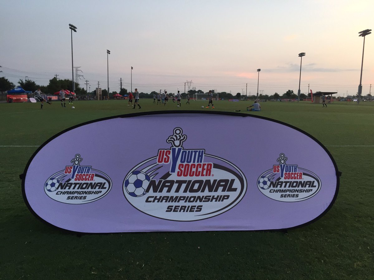 loudounsc's tweet photo. #99BRed warm up ahead of clash with @LaRocaFC. Less than an hour to go! #repthered #ROADtoTX https://t.co/R9Rg3e8ykl