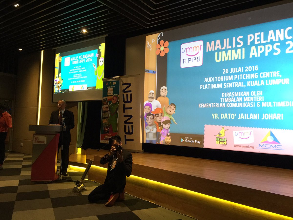 mistahasnul's tweet photo. The launch of multiple #ummiapps from @hudhudmedia. Thanks @JailaniJohari for officiating! #MYGameOn @mymdec https://t.co/fseijhlJMa