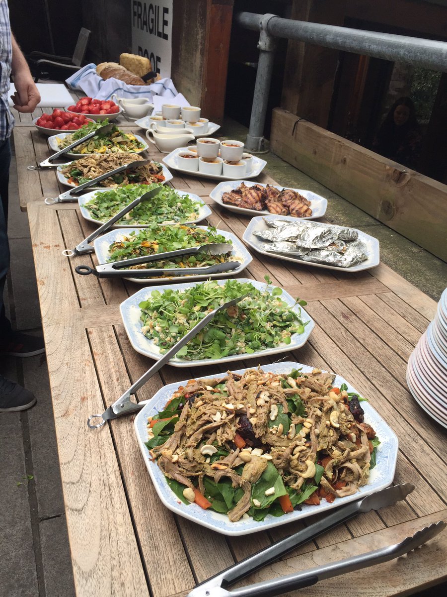SSweeting76's tweet photo. Summer lunch @TheBoaterBath with @Gregblackchef @marcrawling @Duncanw76 https://t.co/DyHqdYuZTx
