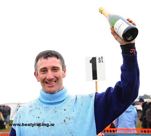 patcashhealy's tweet photo. From Aghabullogue to Tyrella, Croom to Cheltenham. 
A Legend and Gentleman in every lifetime. 
#RIPJT https://t.co/Vy5ynp2ZMZ