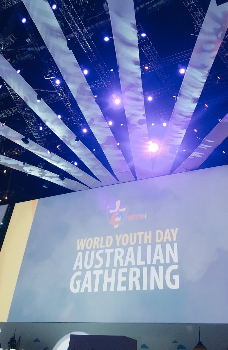 jess___marshall's tweet photo. What an inspiring start to our World Youth Day week! #bnewyd16 #aussiepilgrims #krakow2016 https://t.co/1rDvHJJai1